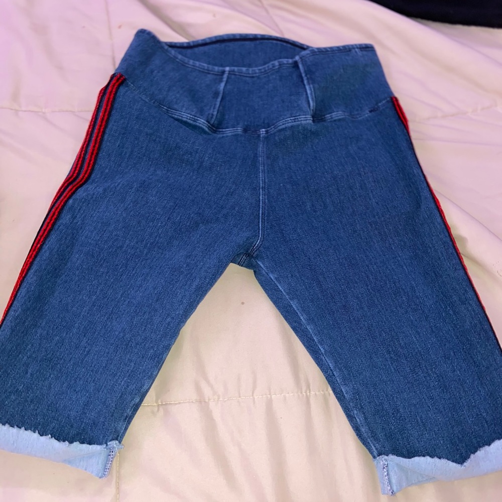 Women’s Short Jeggings
